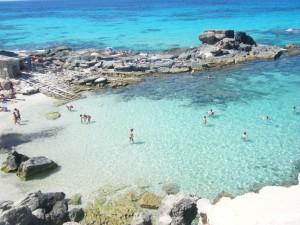 Balearides es la web en la que encontrar información sobre playas y calas, rincones, pequeños secretos, carácter local… de Mallorca, Menorca, Ibiza y Formentera