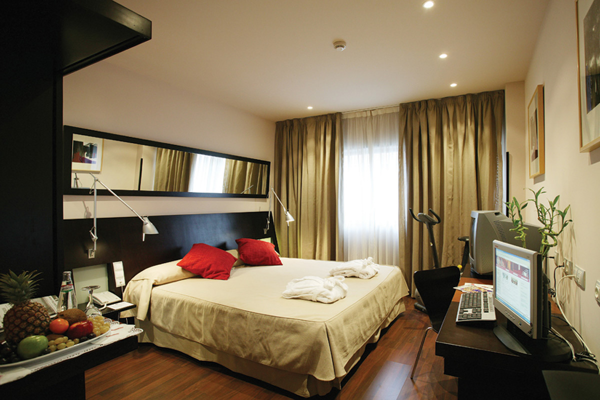 HOTEL EN EL AEROPUERTO DE MADRID hotel en el aeropuerto de madrid:
